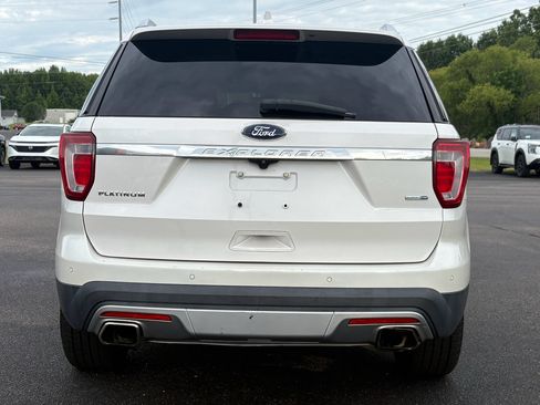 Used 2017 Ford Explorer Platinum AWD/4WD image 7