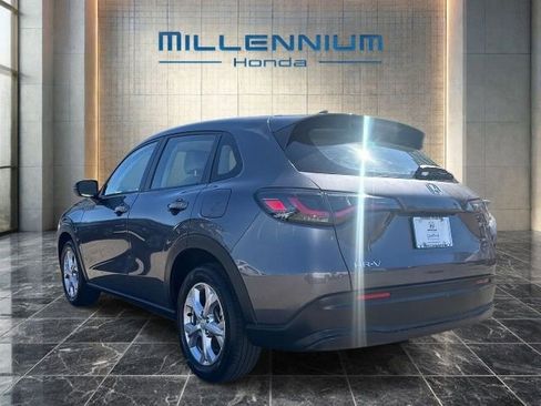 Used 2023 Honda HR-V LX image 15