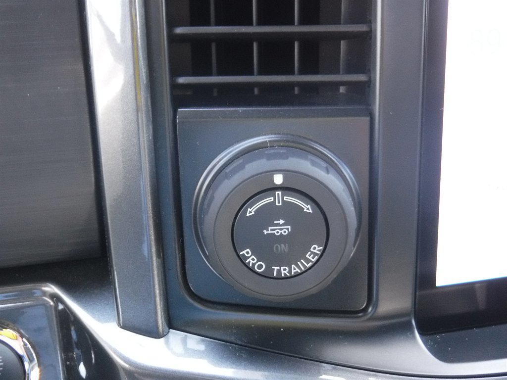 Used 2022 Ford F150 XLT w/ Equipment Group 302A High RWD image 19