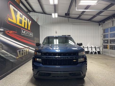 Used 2022 Chevrolet Silverado 1500 Custom image 17