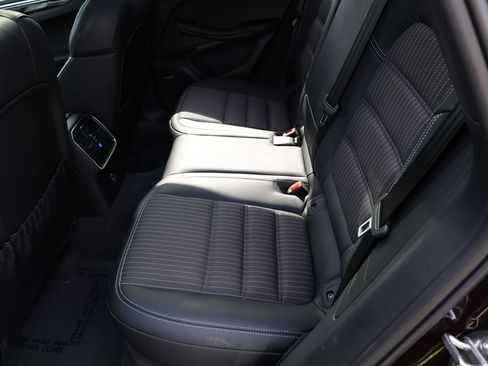 Used 2025 Porsche Macan Turbo AWD/4WD image 19