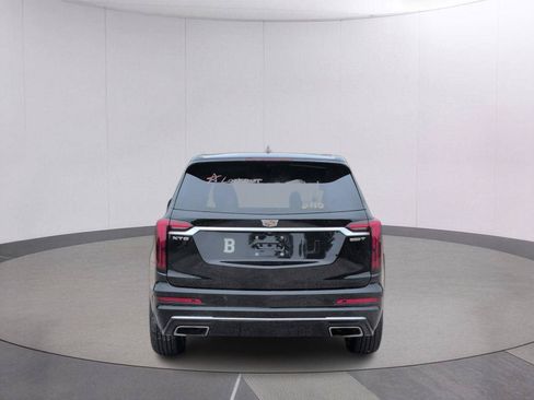 Certified 2024 Cadillac XT6 Luxury FWD image 4