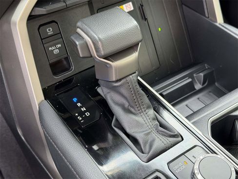 Used 2023 Toyota Tundra Limited w/ Power Package image 6