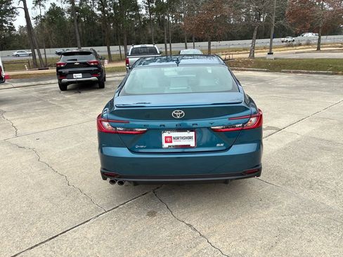 New 2026 Toyota Camry SE image 5