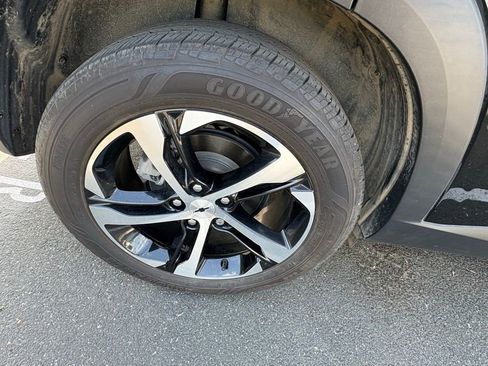 Used 2024 Chevrolet Trax RS image 10