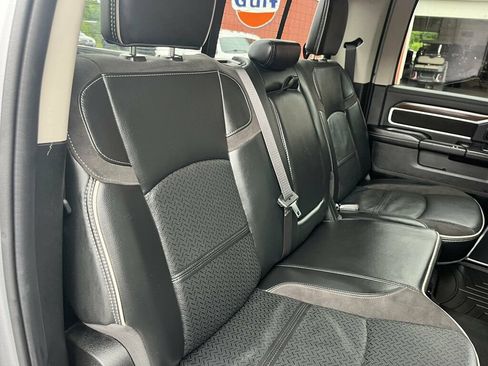 Used 2023 RAM 2500 Laramie AWD/4WD image 36