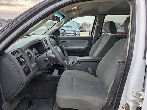 Used 2006 Dodge Dakota SLT w/ Sport Appearance Group image 9