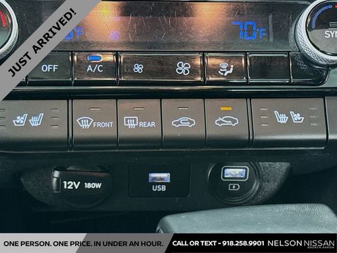 Used 2023 Hyundai Elantra Limited w/ Cargo Package image 21