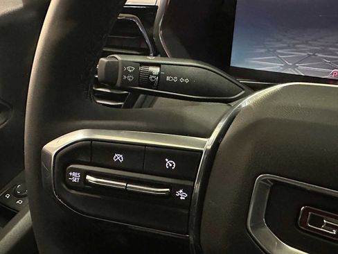 New 2026 GMC Canyon Elevation w/ Convenience Package image 34