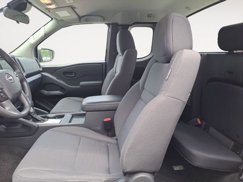 Used 2022 Nissan Frontier S RWD image 14