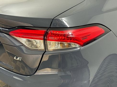 Used 2023 Toyota Corolla LE image 33