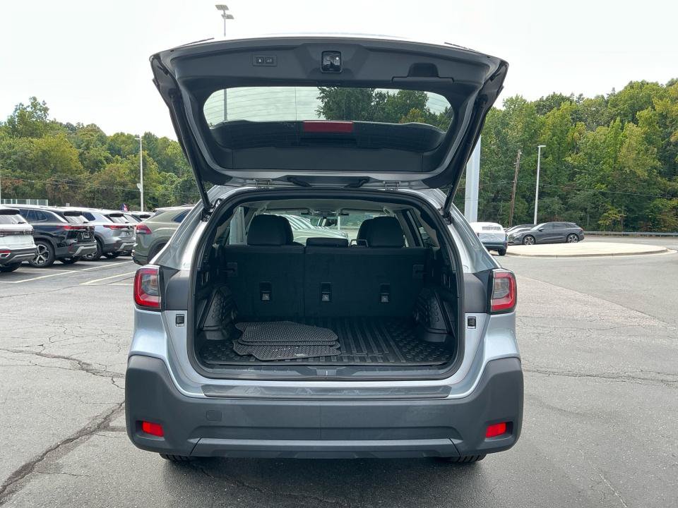 Used 2023 Subaru Outback Onyx Edition AWD/4WD image 17