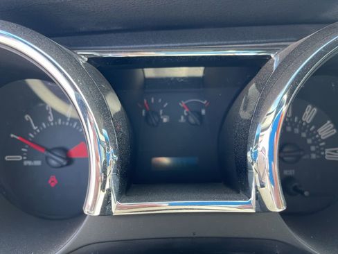 Used 2005 Ford Mustang Coupe image 17