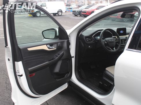 Used 2021 Ford Escape Titanium w/ Titanium Elite Package image 10