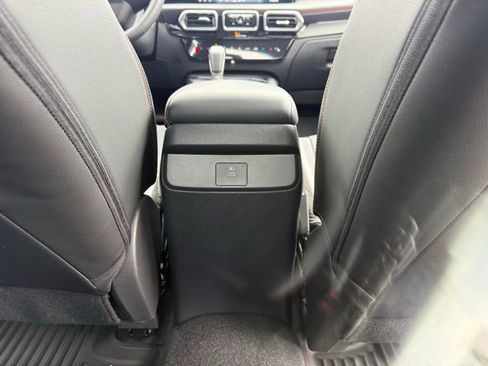 New 2026 Nissan Sentra SR w/ SR Premium Package FWD image 20