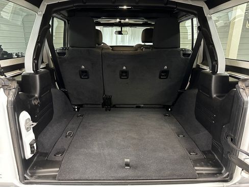 Used 2020 Jeep Wrangler Unlimited Sport image 19