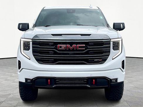 Used 2024 GMC Sierra 1500 AT4 w/ Technology Package image 3