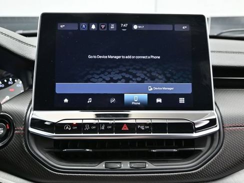 Certified 2025 Jeep Compass Trailhawk AWD/4WD image 33