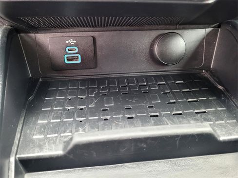 Used 2024 Ford Mustang Premium image 18