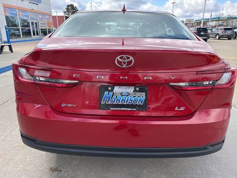 Used 2025 Toyota Camry LE image 27