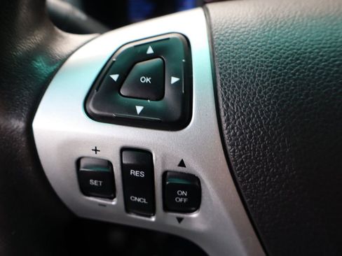 Used 2015 Ford Explorer XLT w/ Equipment Group 202A image 31