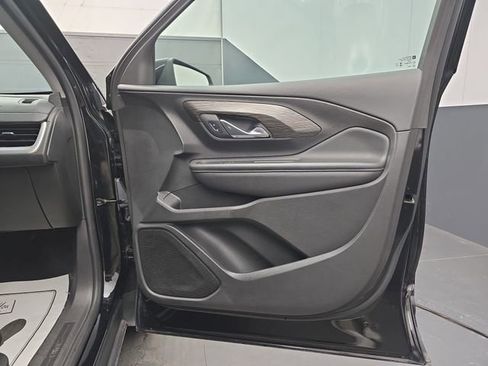 Used 2024 GMC Terrain SLT image 53