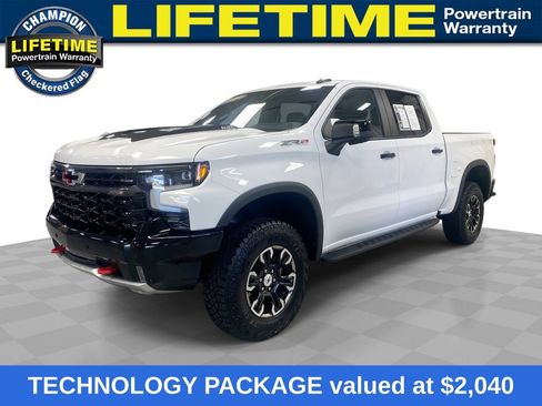Used 2025 Chevrolet Silverado 1500 ZR2 w/ Technology Package AWD/4WD image 1