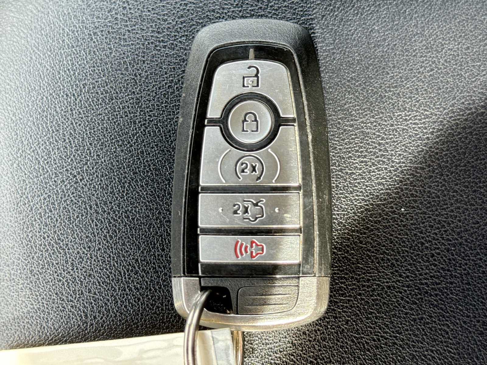 Used 2019 Ford Edge SEL w/ Equipment Group 201A AWD/4WD image 34