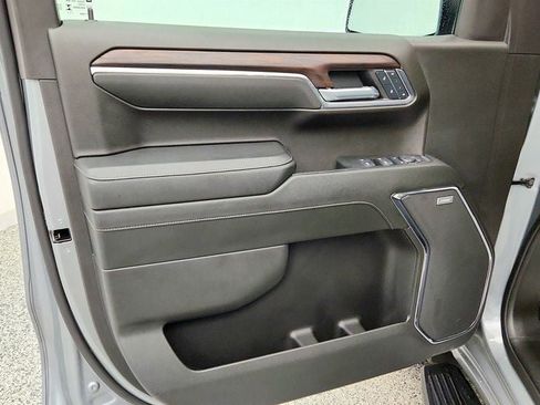 Used 2024 GMC Sierra 1500 SLT w/ SLT Premium Plus Package AWD/4WD image 10
