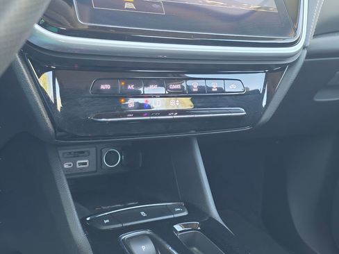 Used 2023 Chevrolet Bolt EUV LT w/ Driver Confidence Package image 22