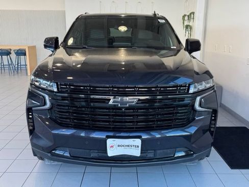 Used 2023 Chevrolet Suburban RST w/ Luxury Package AWD/4WD image 39