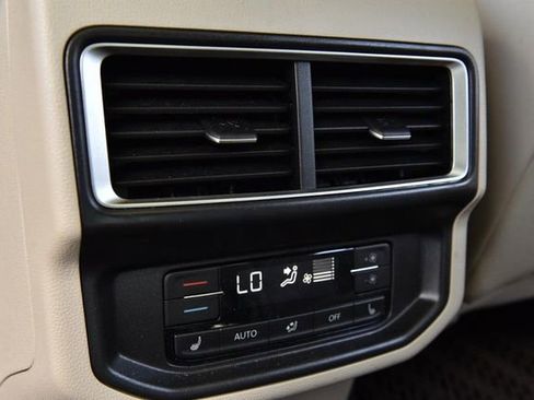 New 2026 Volkswagen Atlas SEL Premium R-Line AWD/4WD image 23