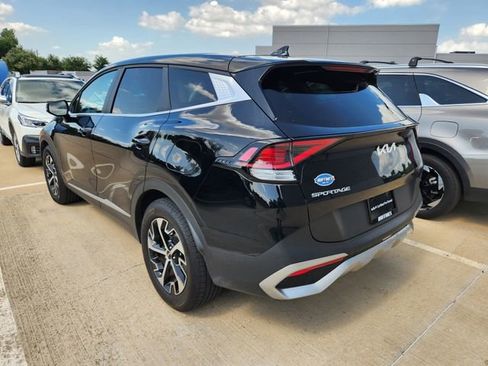 Certified 2023 Kia Sportage EX FWD image 3