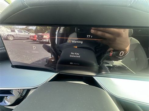 Certified 2025 Nissan Murano SL image 10