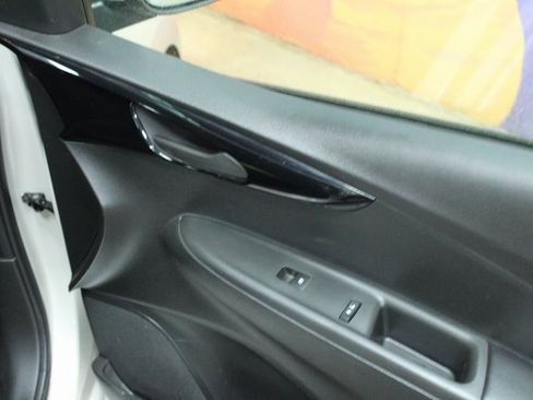 Used 2020 Chevrolet Spark LT image 10