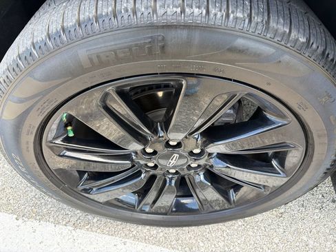 Used 2022 Lincoln Navigator Black Label AWD/4WD image 6