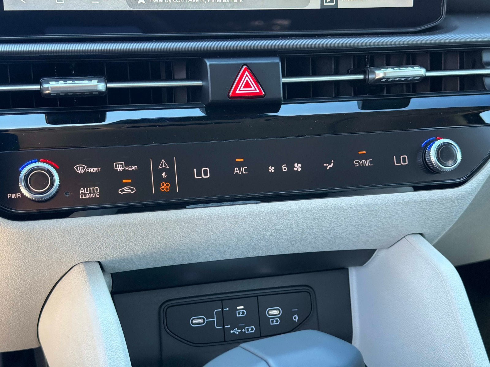 New 2026 Kia Sportage SX FWD image 24