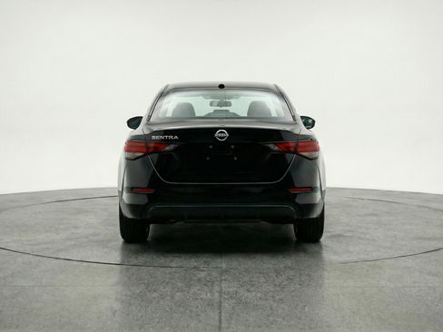 Used 2025 Nissan Sentra SV image 7