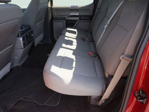 Used 2018 Ford F150 XLT w/ Equipment Group 302A Luxury RWD image 12