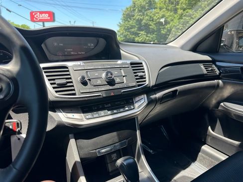 Used 2015 Honda Accord Sport image 16