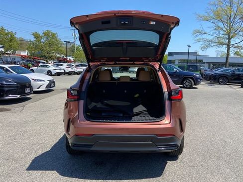 Certified 2025 Lexus NX 350 AWD w/ Accessory Package (2T) image 32
