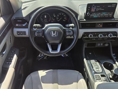 Certified 2025 Honda Pilot EX-L image 12