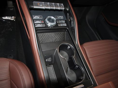 New 2026 Lincoln Nautilus Reserve image 19