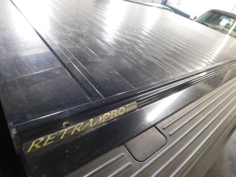 Used 2012 Ford F250 XLT AWD/4WD image 10