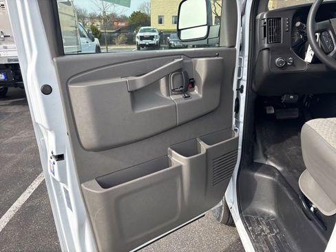 New 2026 GMC Savana 2500 Extended w/ Driver Convenience Package image 12