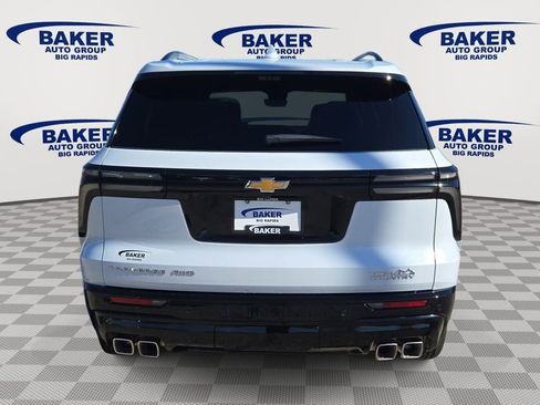 New 2026 Chevrolet Traverse High Country w/ LPO, Floor Liner Package image 5