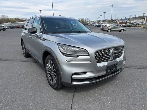 Certified 2023 Lincoln Aviator Reserve w/ Elements Package Plus image 7