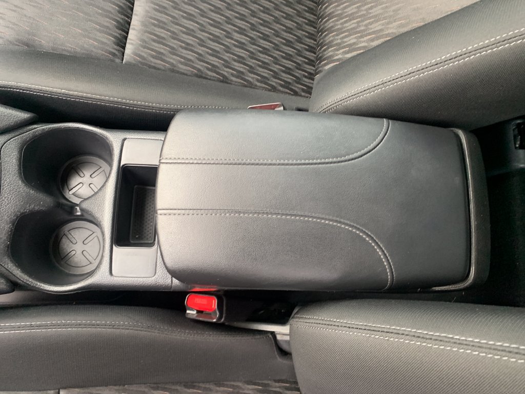 Used 2018 Nissan Rogue S AWD/4WD image 24