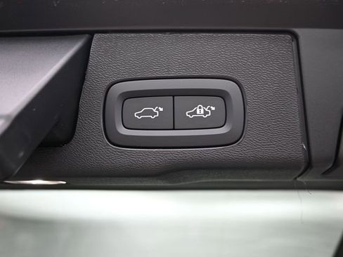 New 2026 Volvo XC60 B5 Plus w/ Protection Package Premier image 32