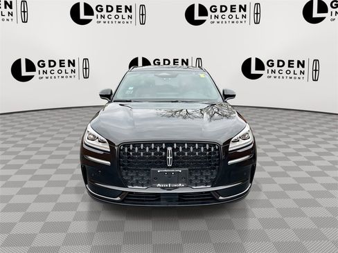 Certified 2023 Lincoln Corsair Reserve w/ Equipment Group 201A image 3